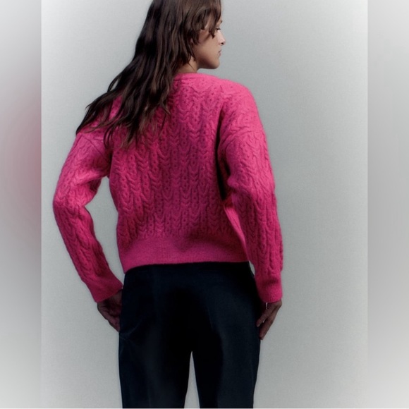 Zara cable Knit Cardigan Hot Pink Fuchsia sweater size medium. - Picture 11 of 14